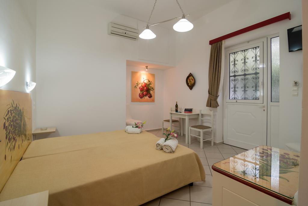 Manto Studios Palaiochora Ngoại thất bức ảnh